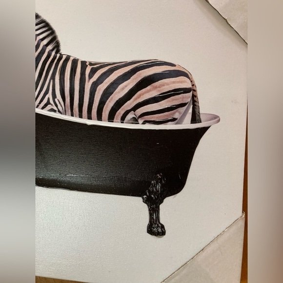 Zebra in Bathtub Art Canvas NEW - Picture 7 of 7